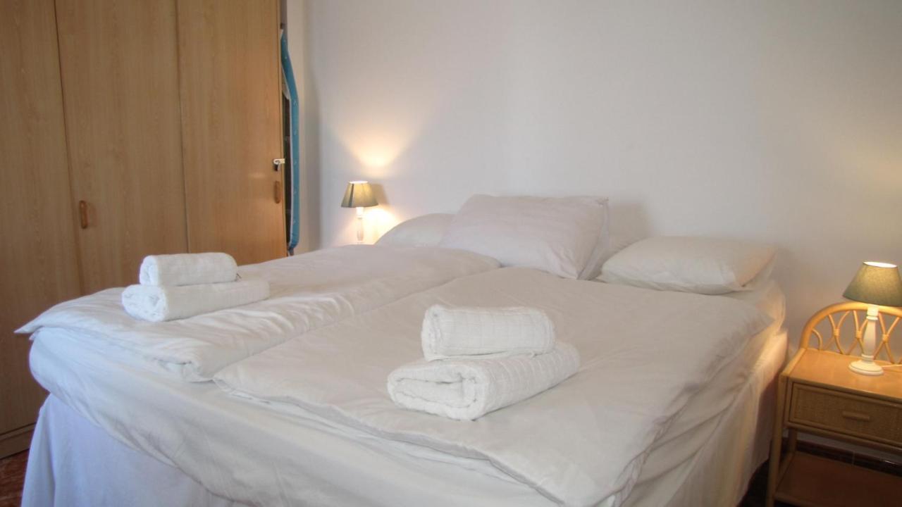 Tropicana Apartment *
